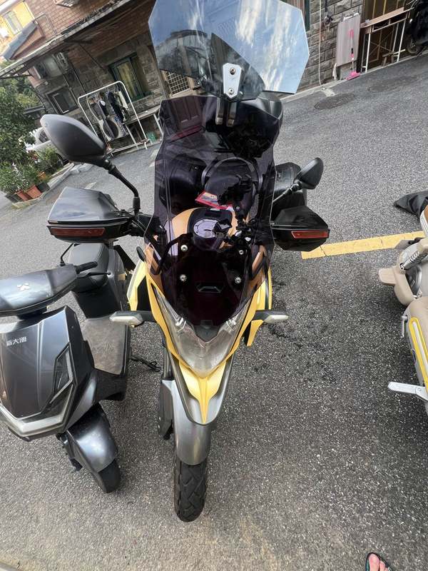 二手五羊本田猛鸷 CB190X
