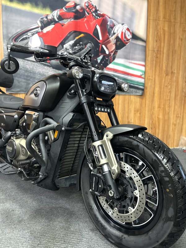 二手QJMOTOR闪600