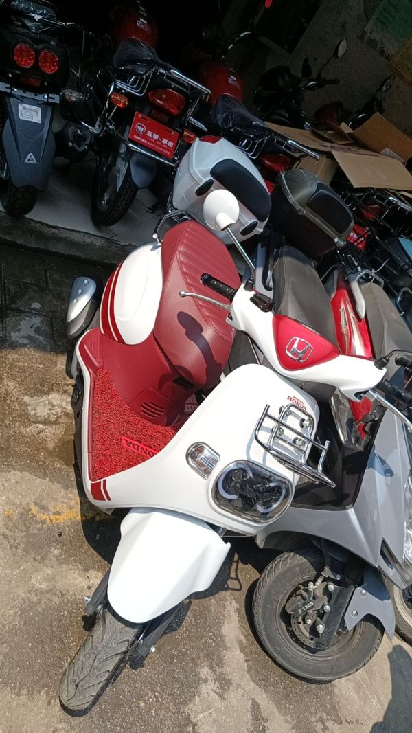 二手五羊本田Tapas 塔帕100