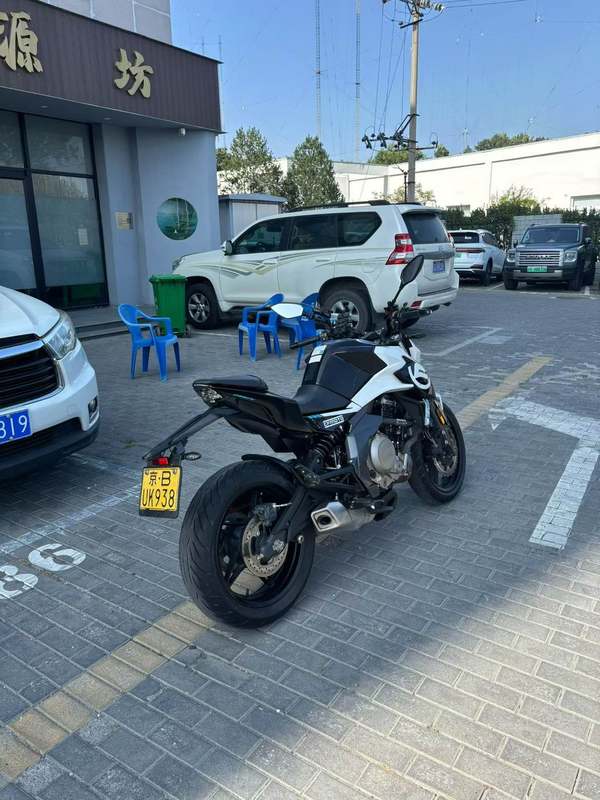 二手春风650NK