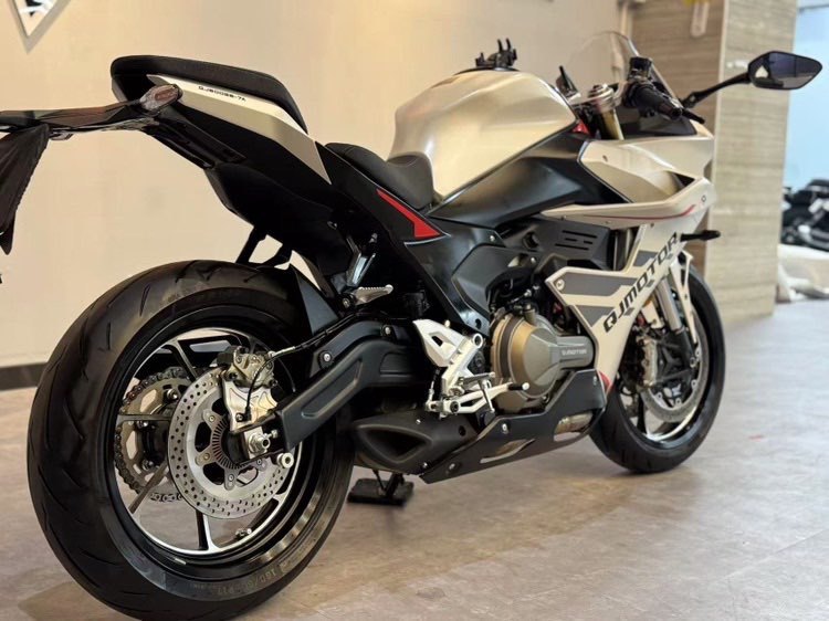 二手QJMOTOR赛550S