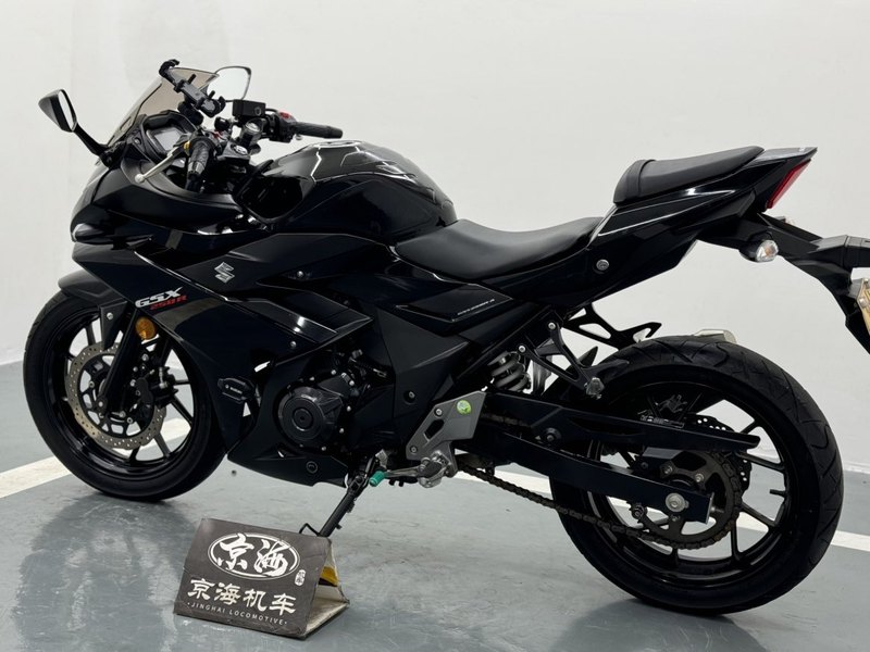 二手豪爵铃木GSX250R