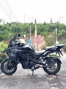 二手贝纳利金鹏 TRK502