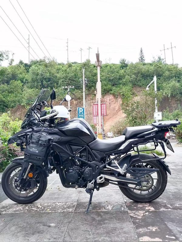 二手贝纳利金鹏 TRK502