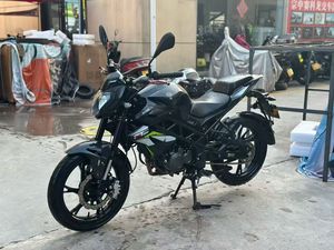 二手贝纳利红宝龙 TNT150i