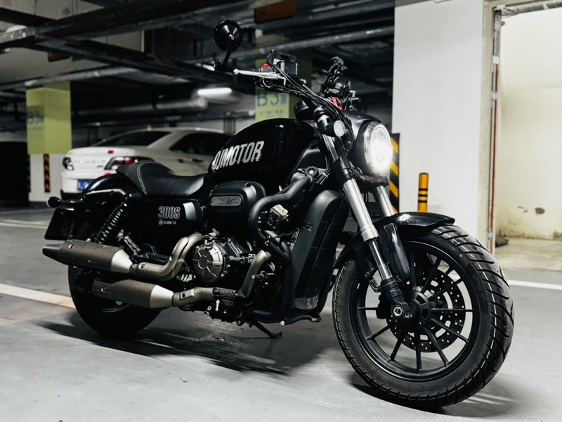 二手QJMOTOR闪300