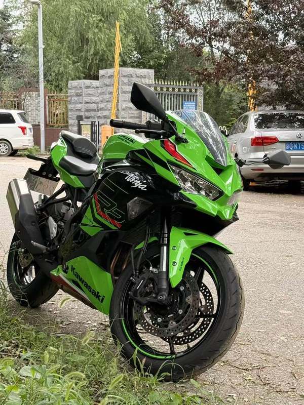 二手川崎ZX-4R