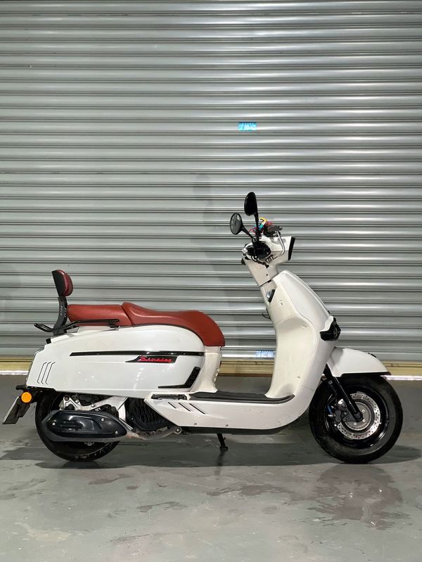 二手维多利亚Sixties 150i