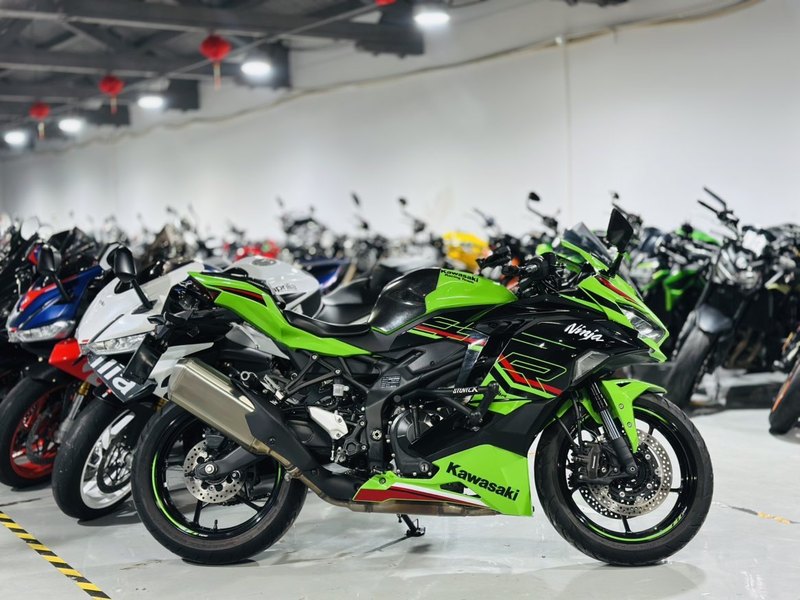 二手川崎ZX-4R