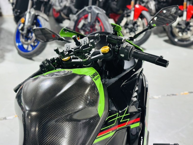二手川崎ZX-4R