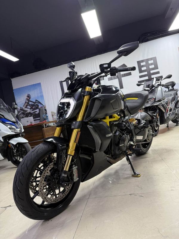 二手杜卡迪Diavel 