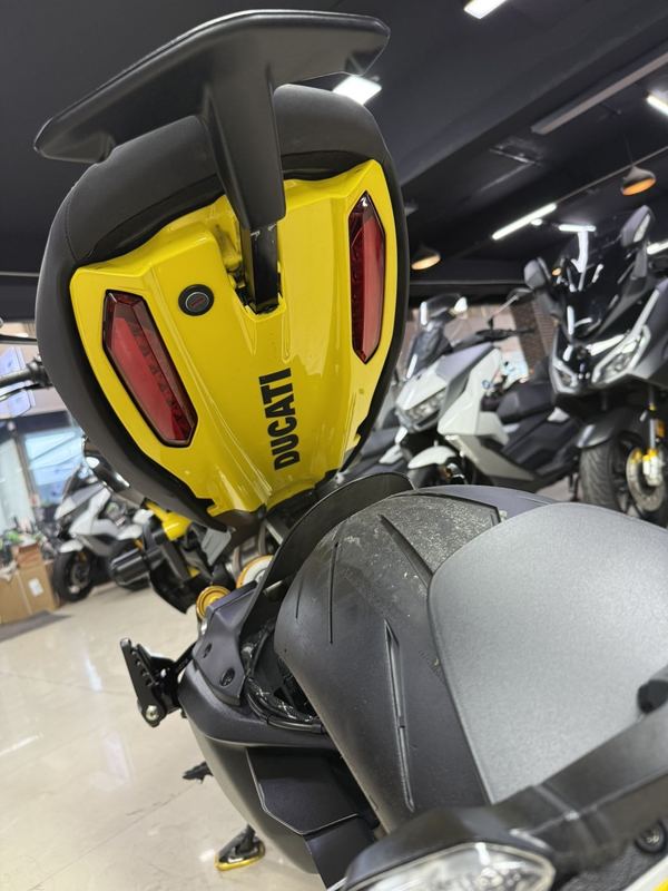二手杜卡迪Diavel 