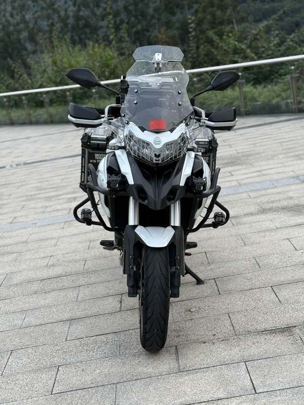 二手贝纳利金鹏 TRK502