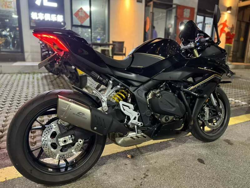 二手QJMOTOR赛800