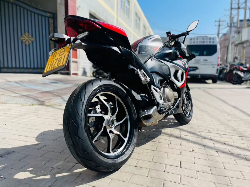 二手QJMOTOR赛550S