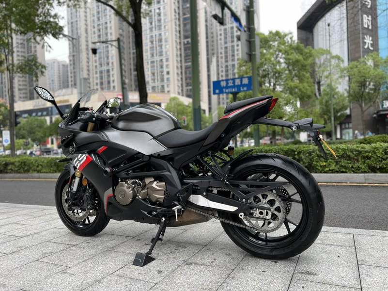 二手QJMOTOR赛600