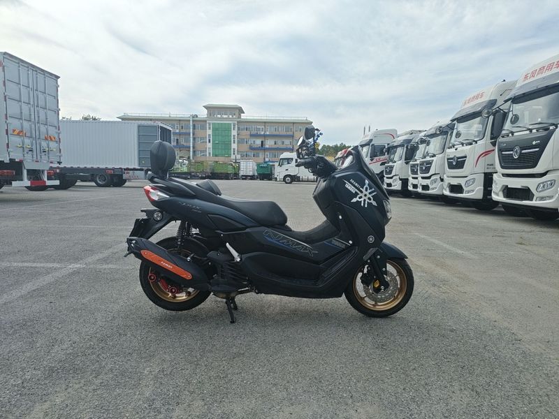 二手雅马哈NMAX