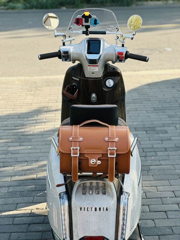 二手维多利亚Sixties 250Si