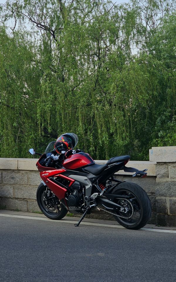 二手凯旋Daytona 660