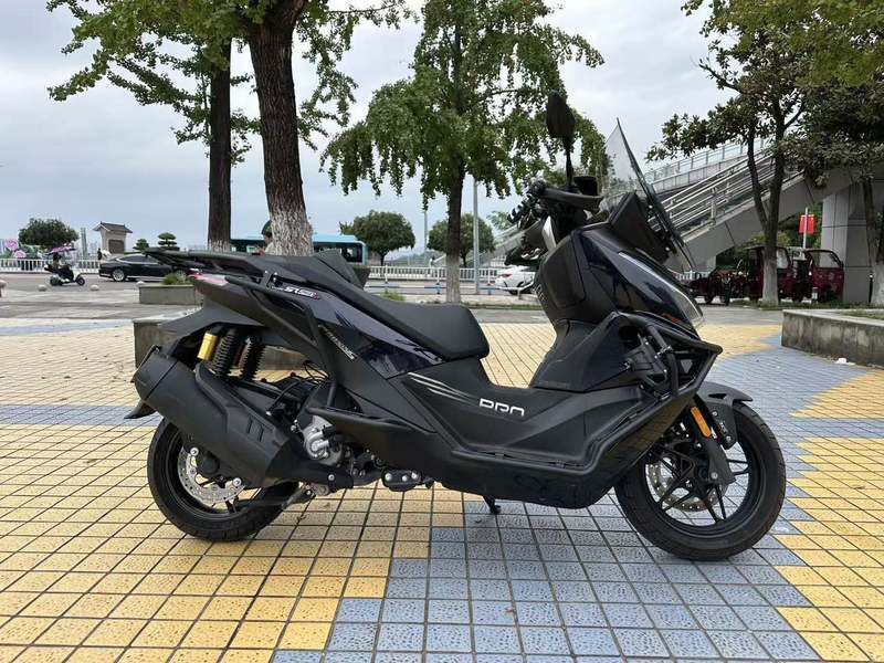 二手无极SR250GT