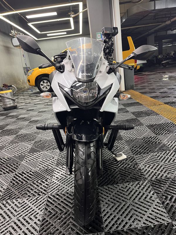 二手豪爵铃木GSX250R