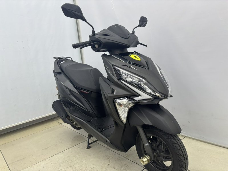 二手新大洲本田裂行 RX125Fi