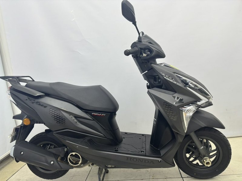 二手新大洲本田裂行 RX125Fi
