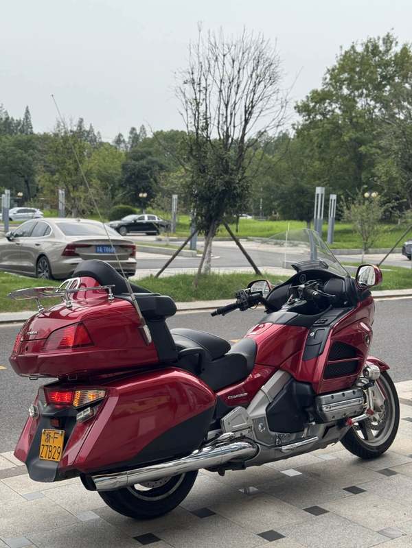 二手本田Gold Wing GL1800 Audio Comfort