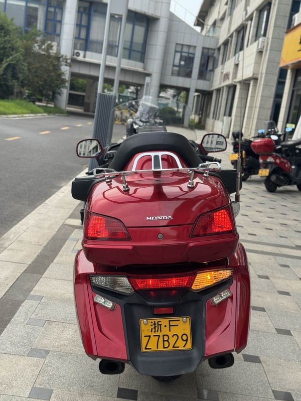 二手本田Gold Wing GL1800 Audio Comfort