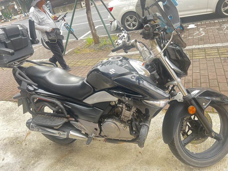 二手豪爵铃木骊驰 GW250