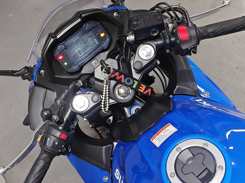 二手豪爵铃木GSX250R