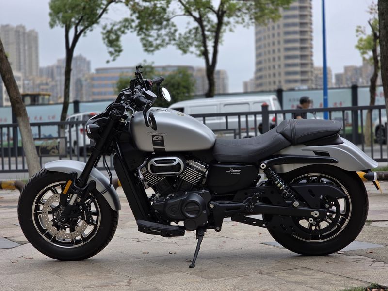 二手QJMOTOR闪250