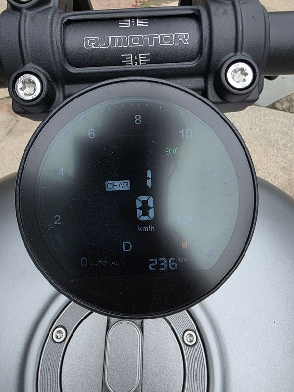 二手QJMOTOR闪250