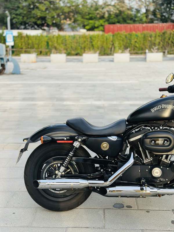 二手哈雷戴维森Iron883 硬汉