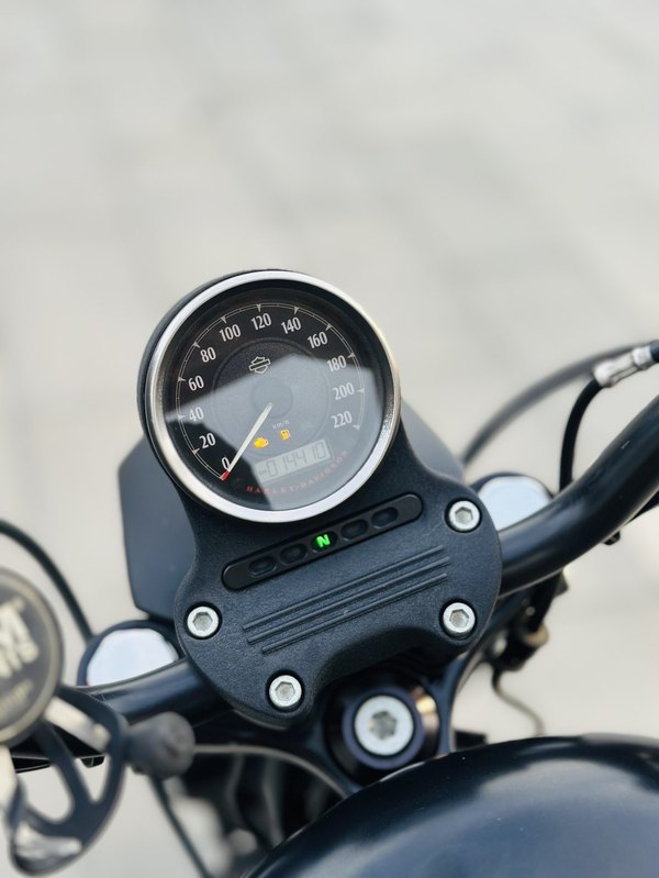 二手哈雷戴维森Iron883 硬汉