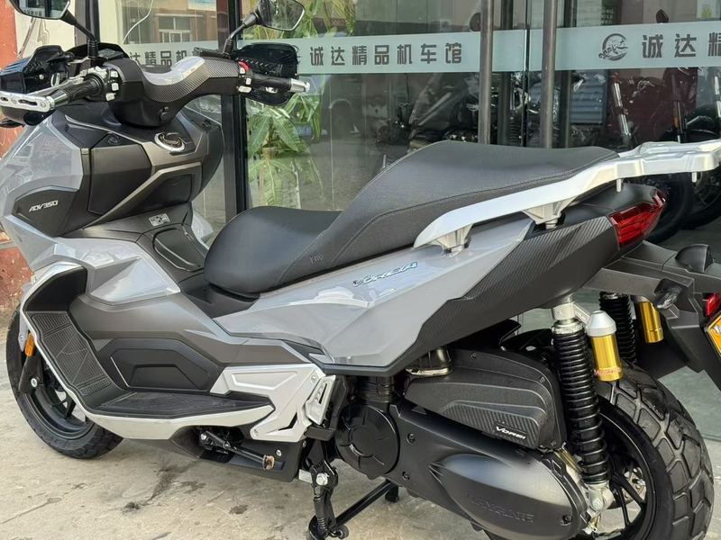 二手大阳V锐 ADV350