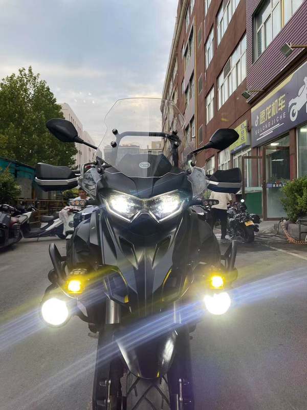 二手贝纳利TRK552