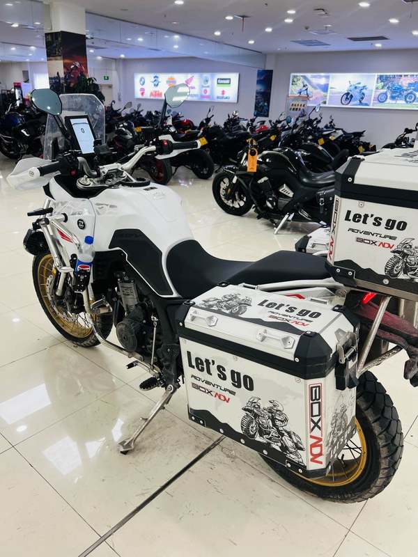 二手凯越800X