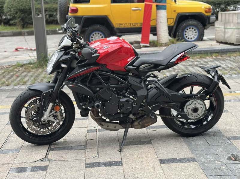 二手奥古斯塔Dragster 800