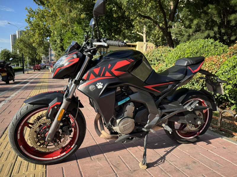 二手春风650NK