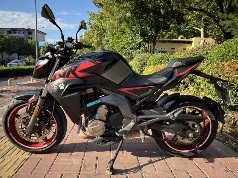 二手春风650NK