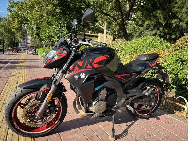 二手春风650NK