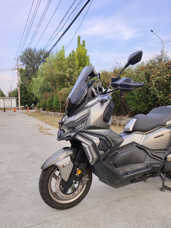 二手三阳哈士奇 Husky ADV150