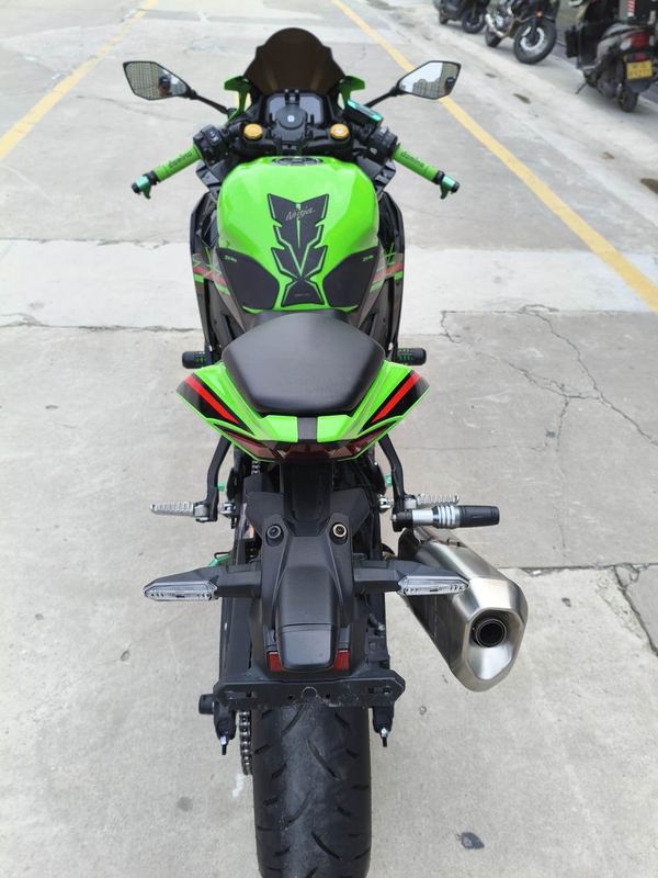 二手川崎ZX-4R