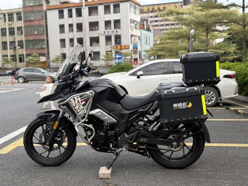 二手五羊本田猛鸷 CB190X