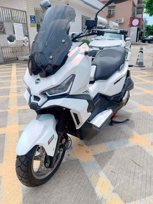 二手三阳哈士奇 Husky ADV150
