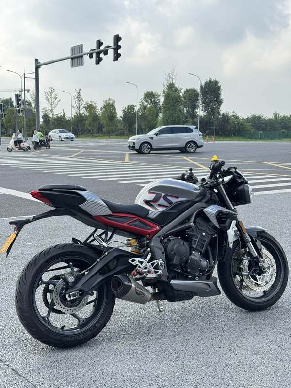 二手凯旋Street Triple 765