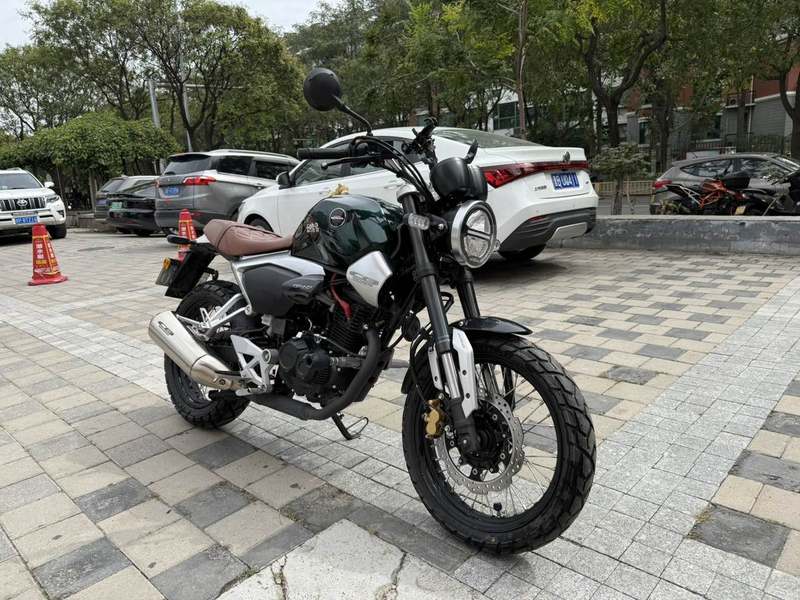 二手五羊本田鸷道 CB190SS
