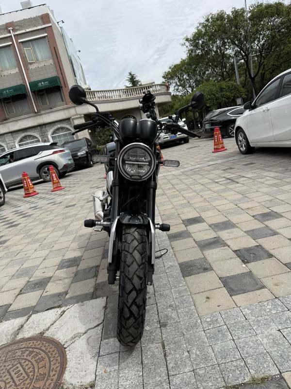 二手五羊本田鸷道 CB190SS