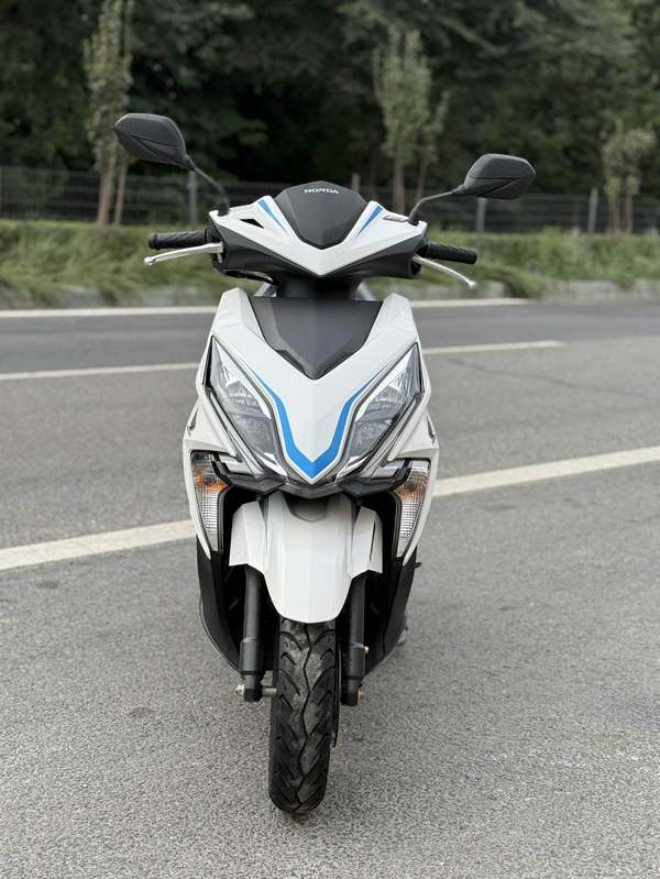 二手新大洲本田裂行 RX125Fi